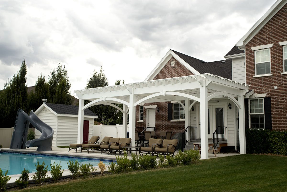 Gigger-white-pergola-shade131 diy poolside pergola kit