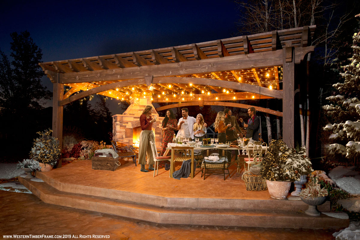 Zitting-family-pergola-picture-winter pergola kit in outdoor space with people comfortable in the snow