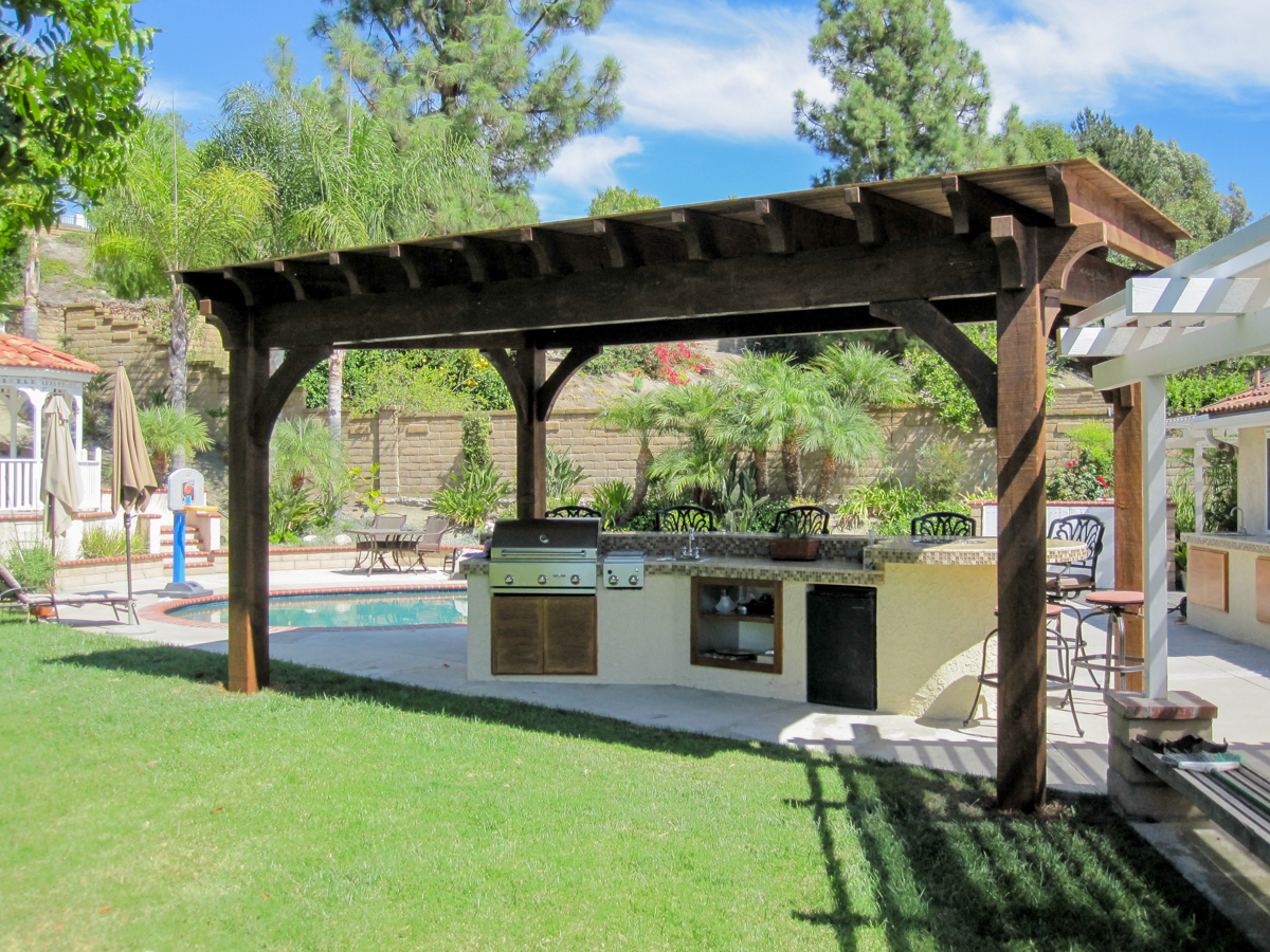vick-outdoorkitchen-pergola-shade outdoor kitchen shade