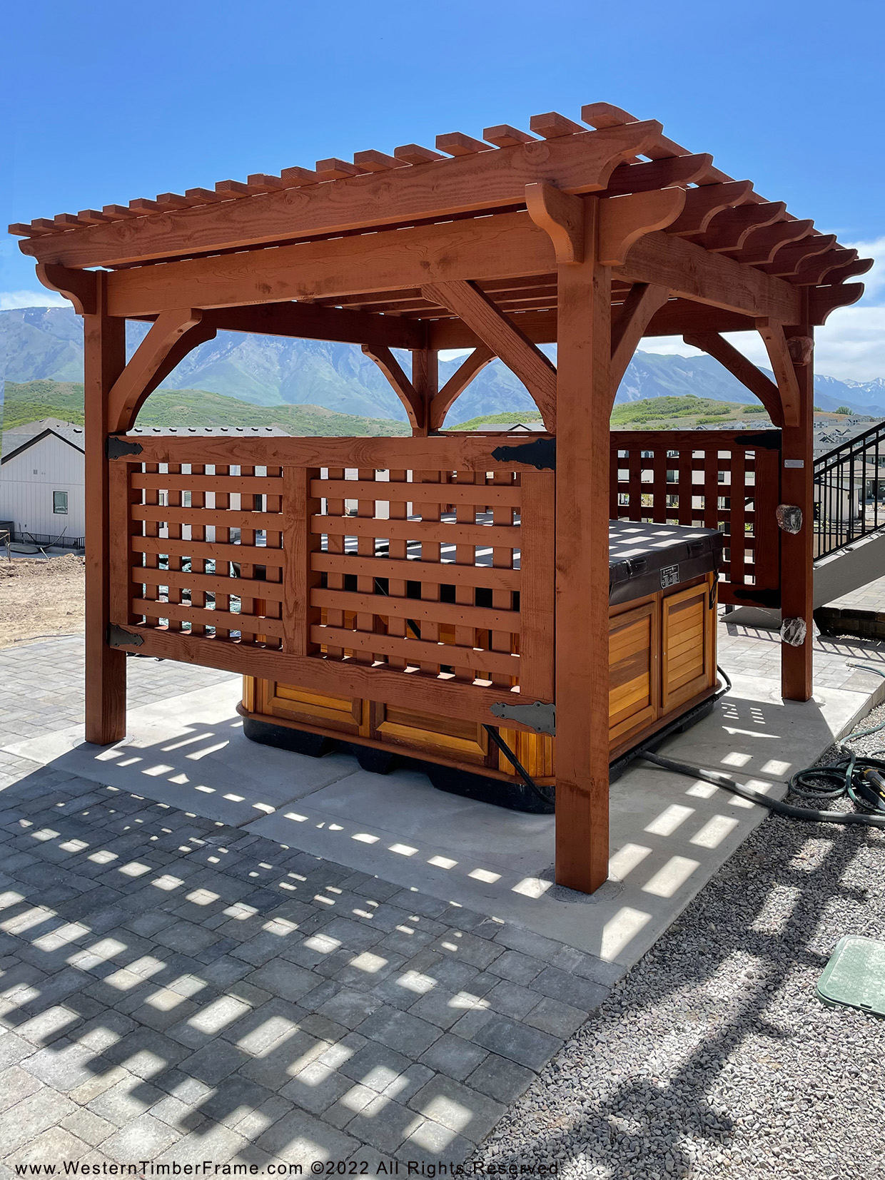 2022102EppersonDoug-hot-tub-pergola