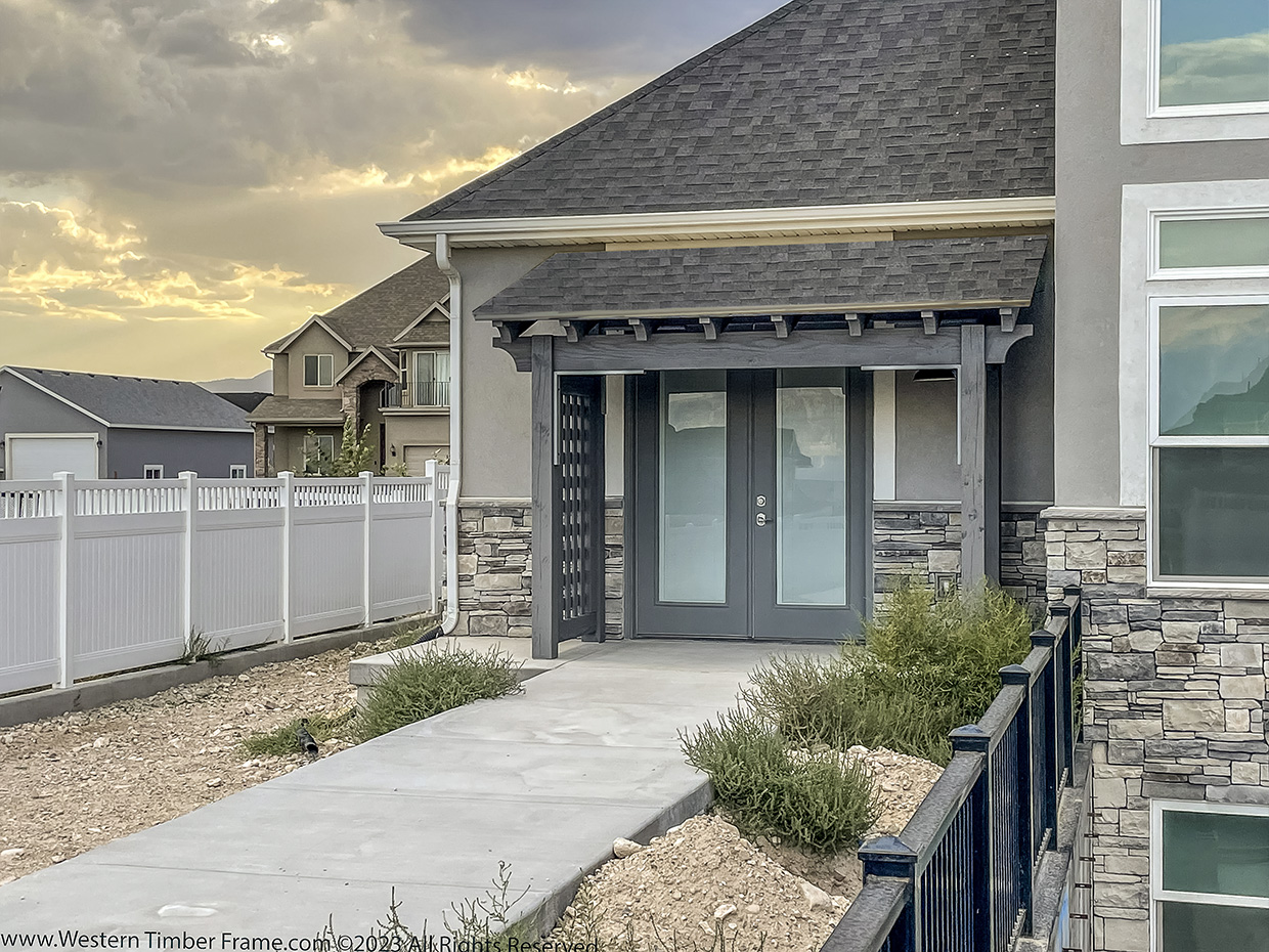 StoneSteve-entryway-privacy-lattice